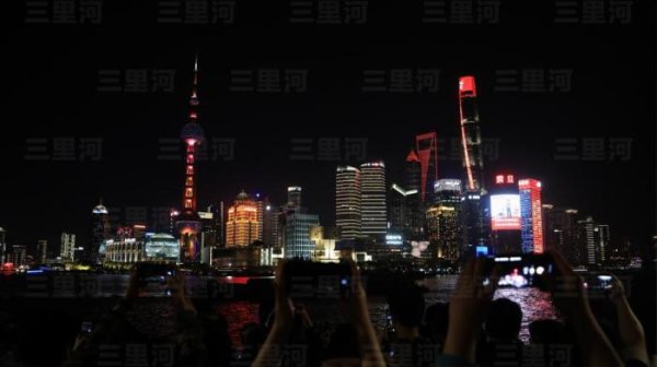 大鑫优配资讯 游戏设定虚拟上海被外星人攻陷，中美网友：不行！！