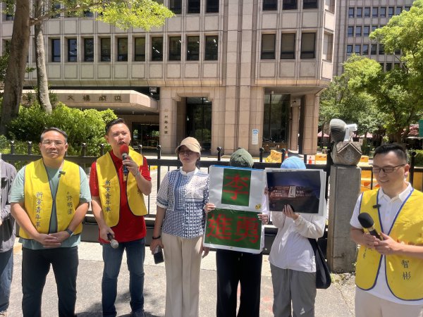 迪时策略 投票倒计时，新党青年军检举多地亲绿罢团违规，呛李进勇敢办吗？